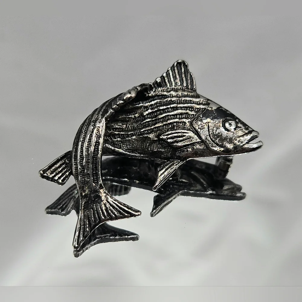 Silver Fish-Shaped Pet Ornament